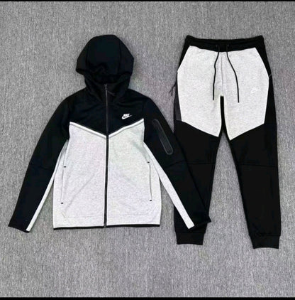 Nike tech fleece